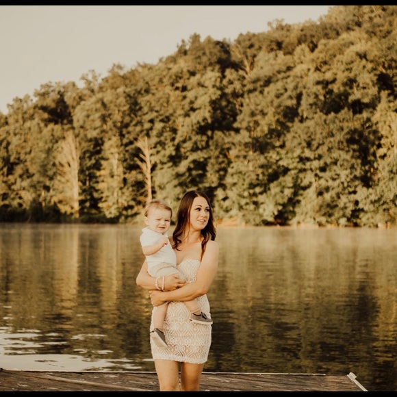 Beautiful padded MiniDress - Picture 5 of 6